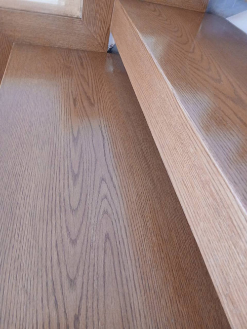 راه پله چوبی